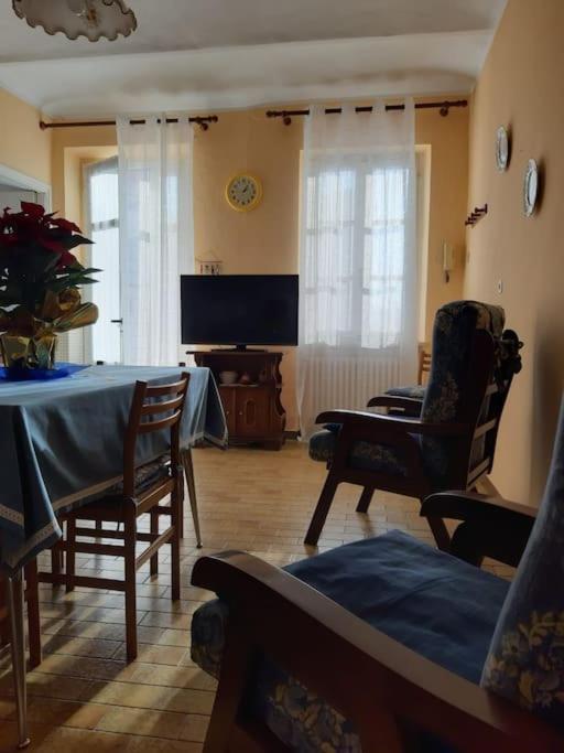 Casa Bruna San Martino Alfieri Buitenkant foto